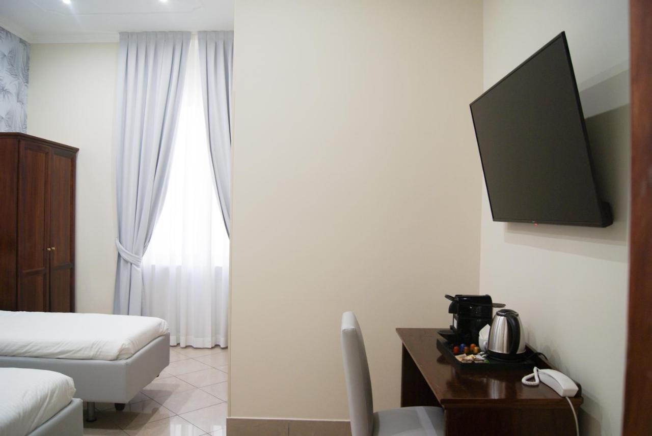 Monti 66 Hotel โรม ภายนอก รูปภาพ